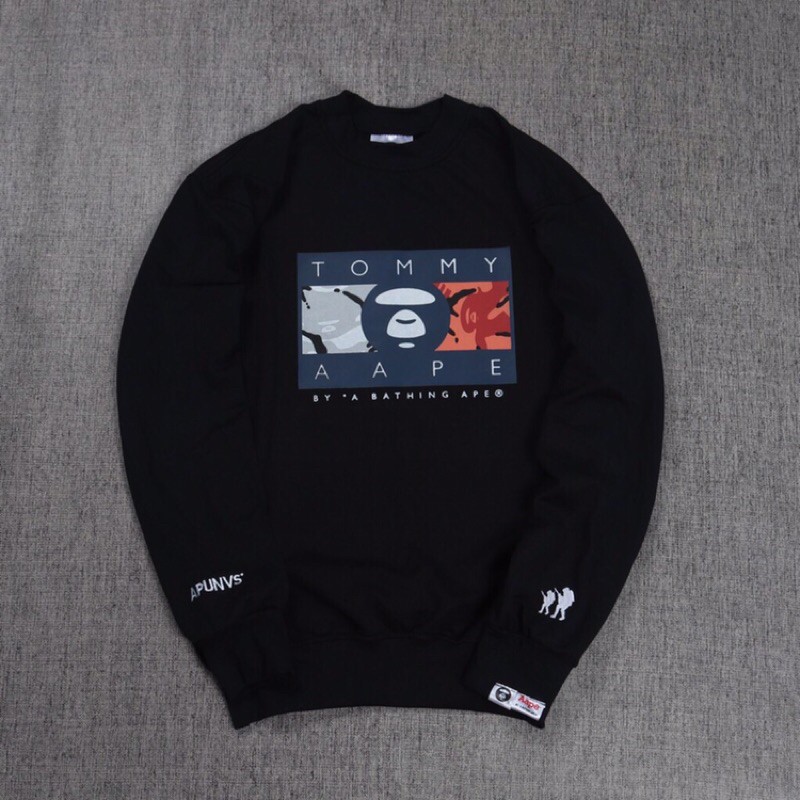 CREWNECK TOMMY X AAPE PREMIUM | SWEATER TOMMY X BAPE | CREWNECK UNISEX PRIA/WANITA BISA COD