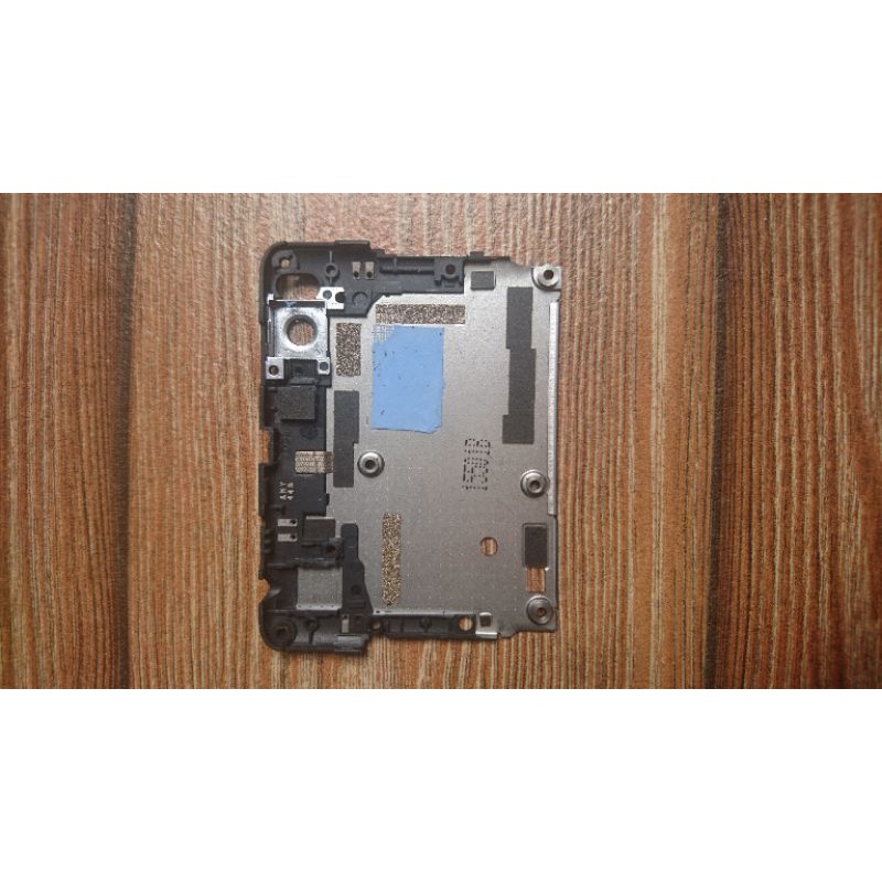 Tutup Mesin ( penguat sinyal wifi)  mi4c