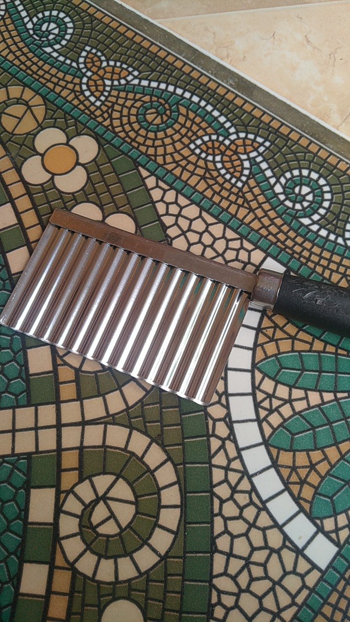 Pisau Gelombang Pengiris Kentang & Acar