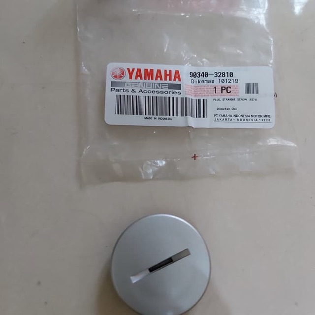 TUTUP BLOK  MAGNET BESAR KIRI VIXION OLD NVL JUPITER MX WR155 ASLI ORI YAMAHA 90340 32810