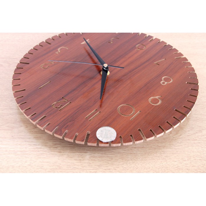 Jam Dinding Bulat Kayu Klasik