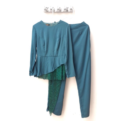 Zalia - SET CELANA