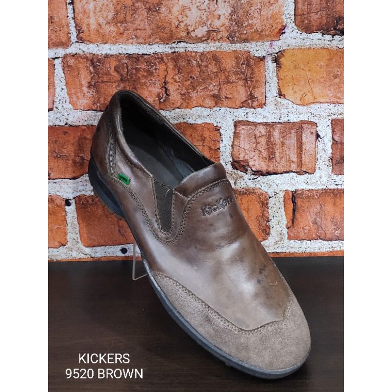 sepatu pria , sepatu cowok , sepatu santai cowok , sepatu casual/formal KICKERS original