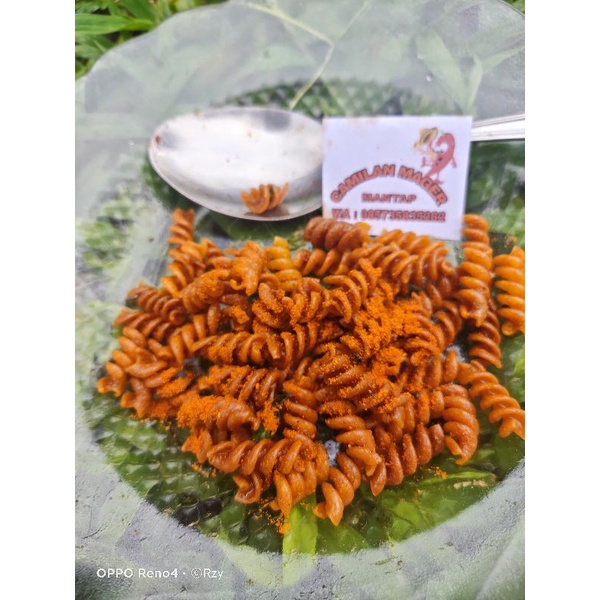 

Cemilan Viral kekinian Spiral pedas/Mangapit