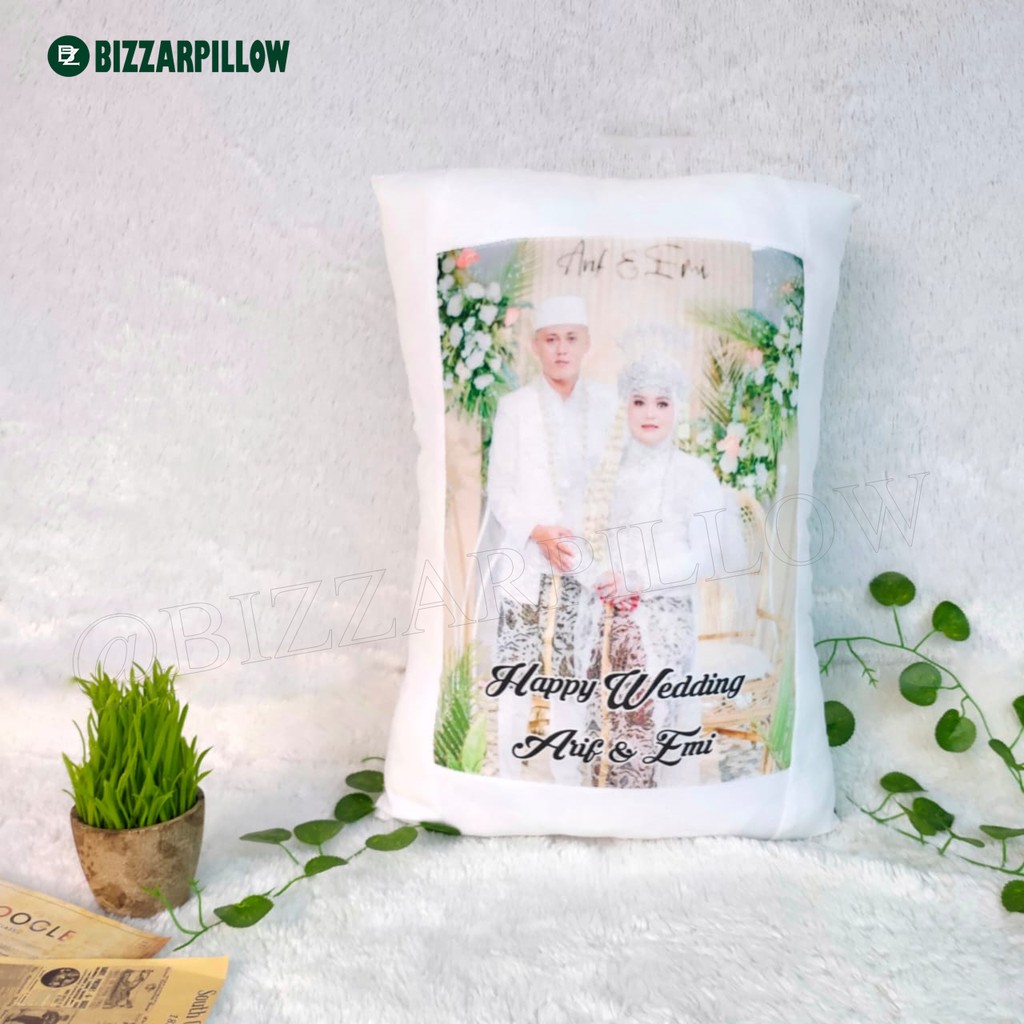 Bizzarpillow Bantal Foto Custom Bahan Kain Yelvo 40 x 60 cm BZ034