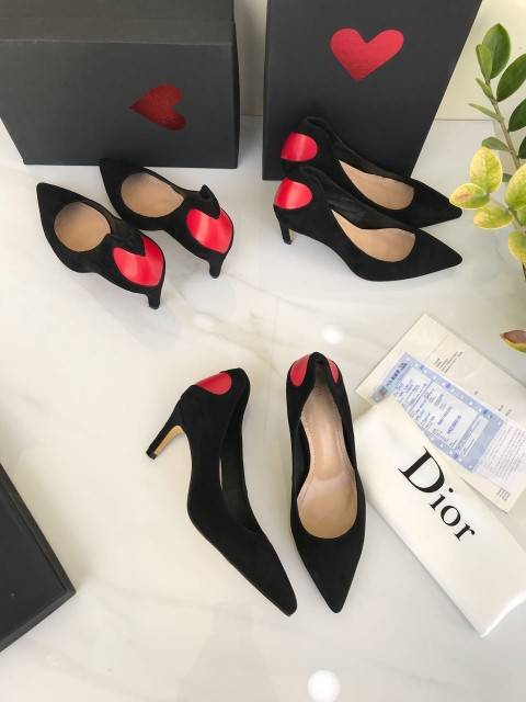 Sepatu Dior Heels Amour Pump 