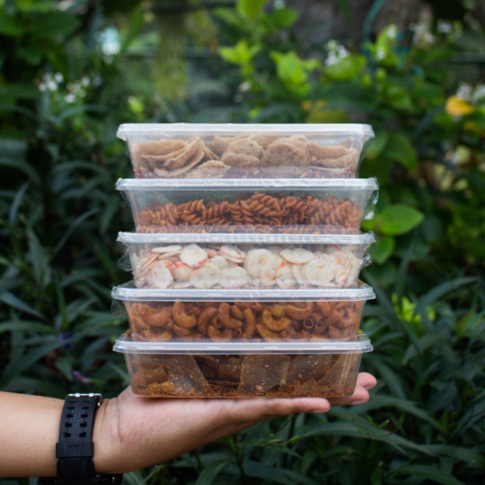 

PAKET MIE LIDI REMPAH + KRIPIK SEBLAK + MAKRONI PIPA (3 pcs) - BARU