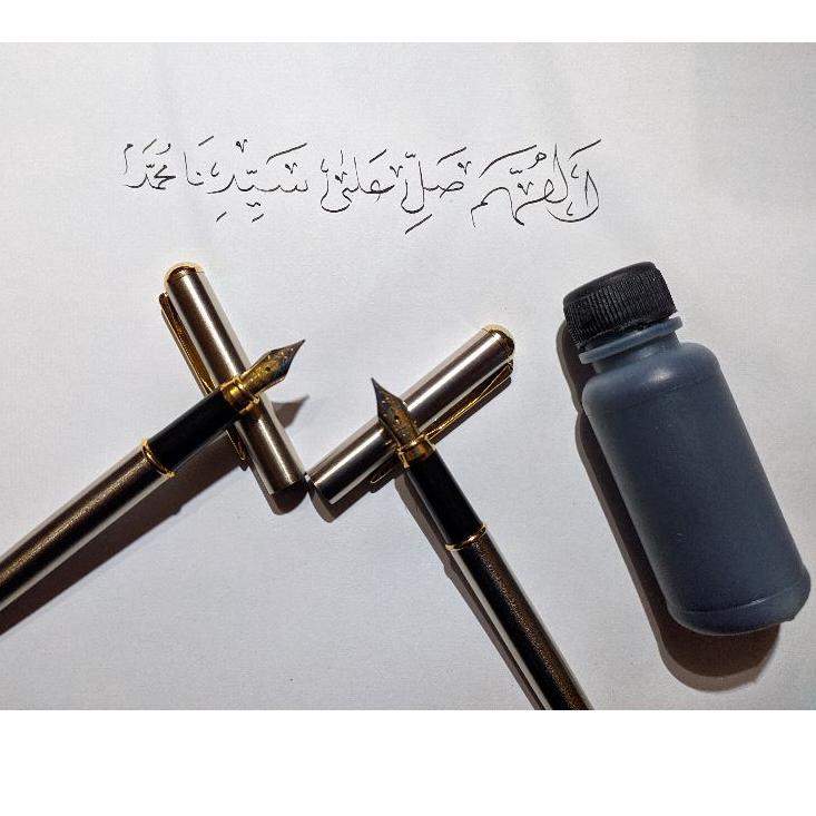 

Menarik.. pena kalam tutul sudah di asah siap pakai untuk lugot kitab/surah (fountain pen)