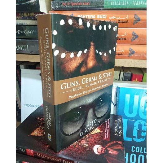 Buku GUNS GERMS & STEEL - Jared Diamond