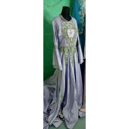 preloved gaun pengantin lilac