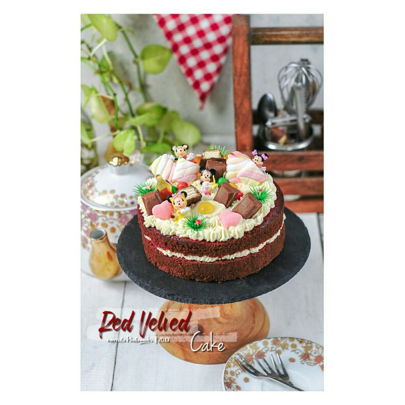 

Red Velvet Birthday Cake ( Kue Ulang Tahun )