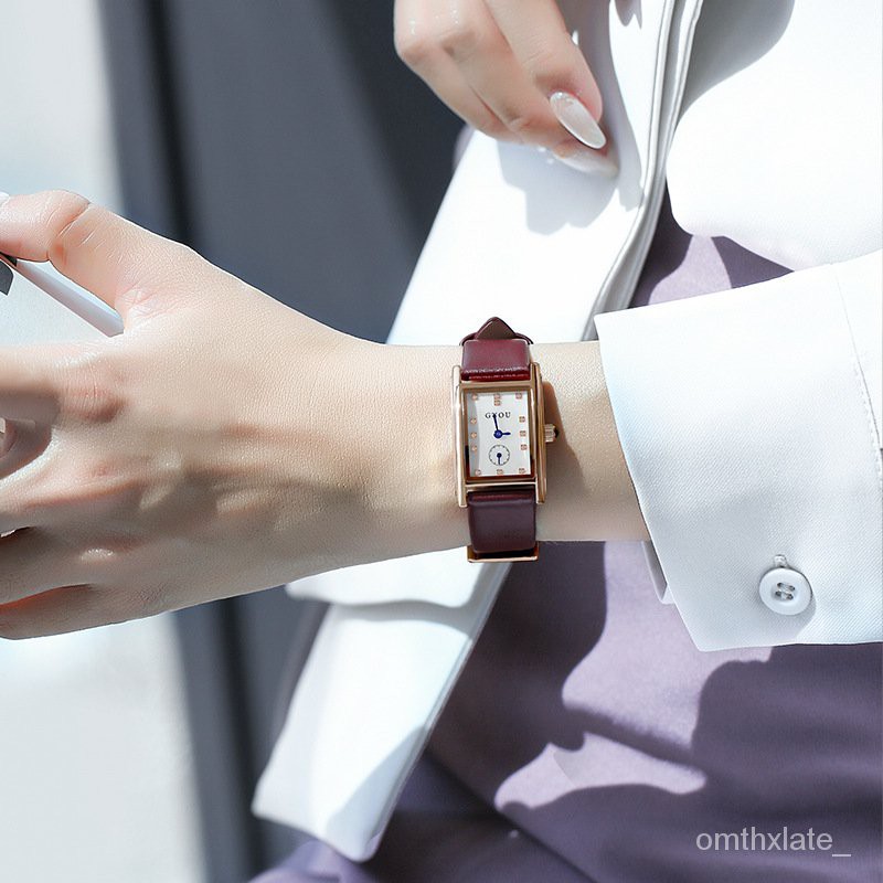 GUOU Watch Wanita Berjaga-jaga Persegi Sederhana Panggil Small Square Watch Wanita Berjaga-jaga