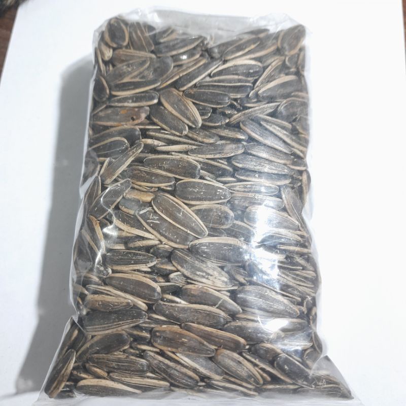 

KWACI CURAH 250 GRAM / KUACI MURAH / KWACI TANPA MERK / CEMILAN / SNACK / MAKANAN RINGAN