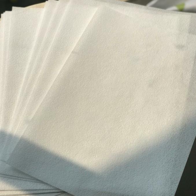 

EDIBLE WAFER PAPER / KERTAS WAFER / KERTAS HIAS KUE / 10 pcs / 0,35 mm - Putih, A4 Kode 488