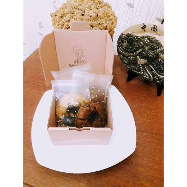

Mixed Soft Brown and Soft Dark Choco Cookies