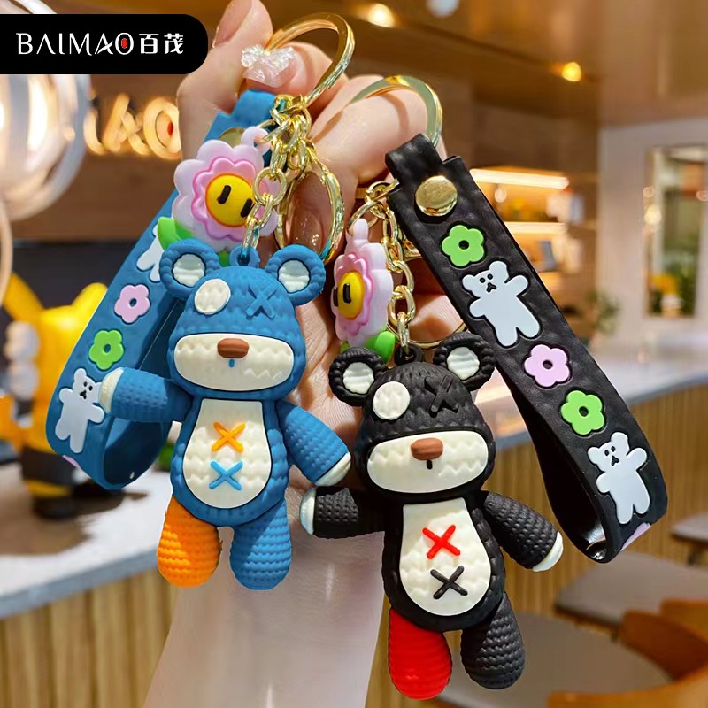 GANTUNGAN KUNCI BERUANG KAWS LUCU / GANTUNGAN KUNCI MOBIL / KEYCHAIN KAWS / GANTUNGAN KUNCI BEARBRICK