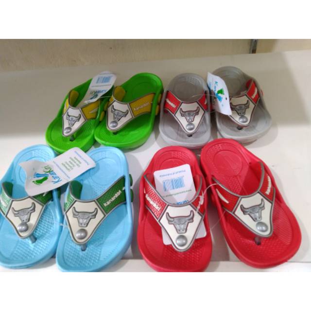 Sandal jepit kanan Kiri motif bull