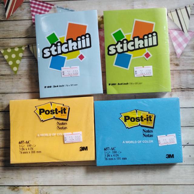

Stick notes warna warni 100 lembar