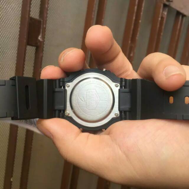 JAM TANGAN PRIA DIGITAL GLS 5600