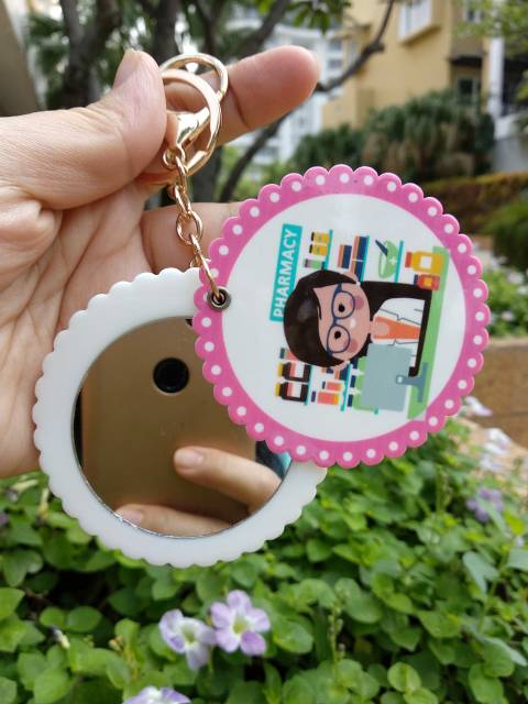 Gantungan kunci Pharmacist dengan Cermin