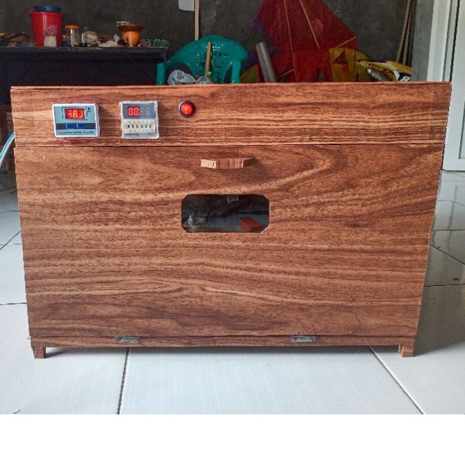 Mesin Tetas Otomatis 50 Butir