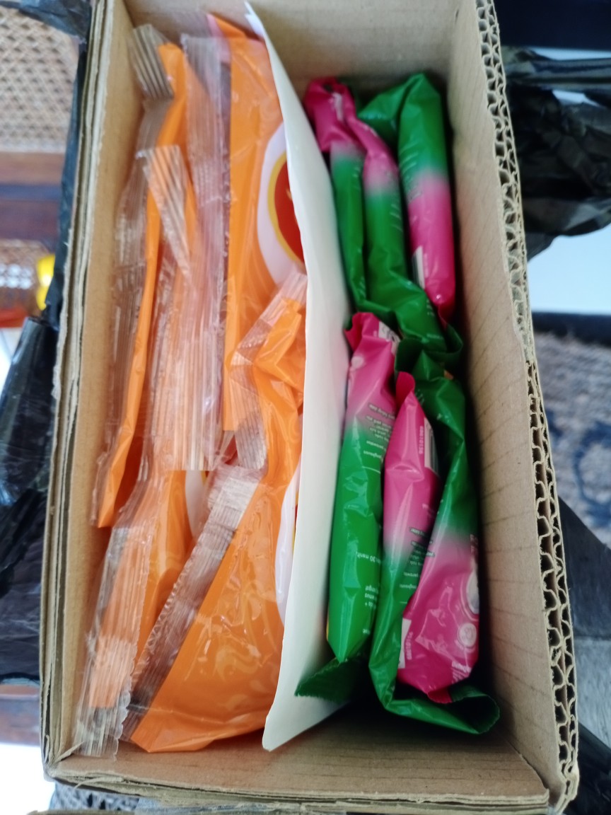 Rinso Deterjen Detergent Bubuk Rencengan Isi 6 Sachet