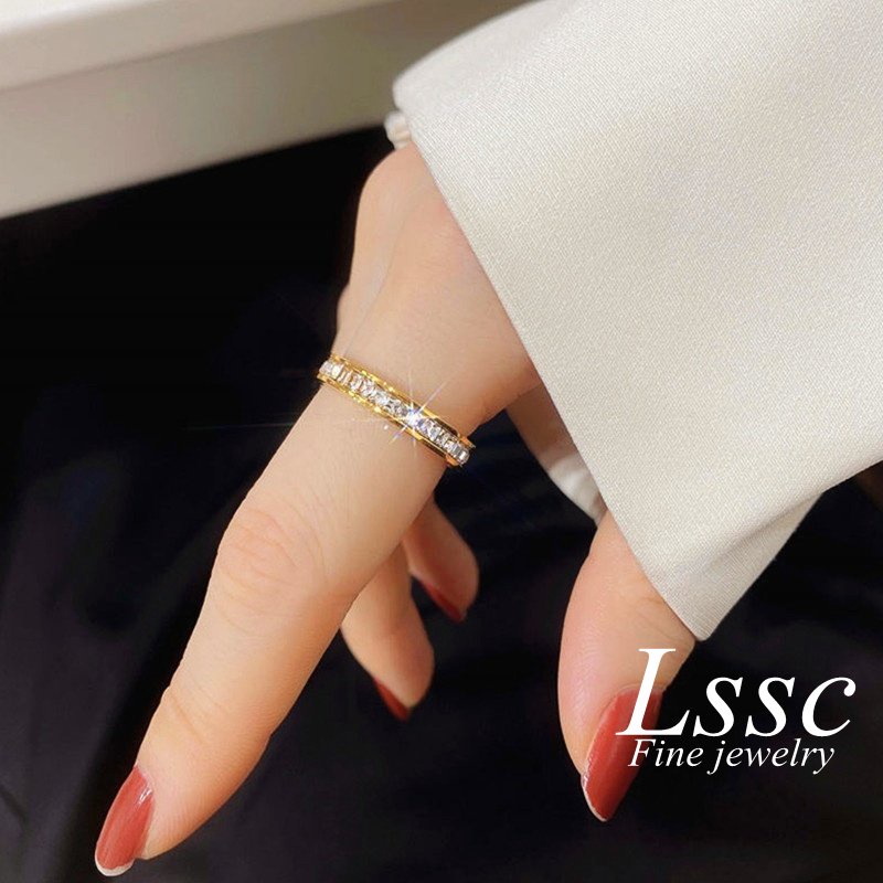 Cincin Titanium Wanita Berlian Emas 18K Mewah Cantik Korea Anti Karat Perhiasan Aksesoris Fashion