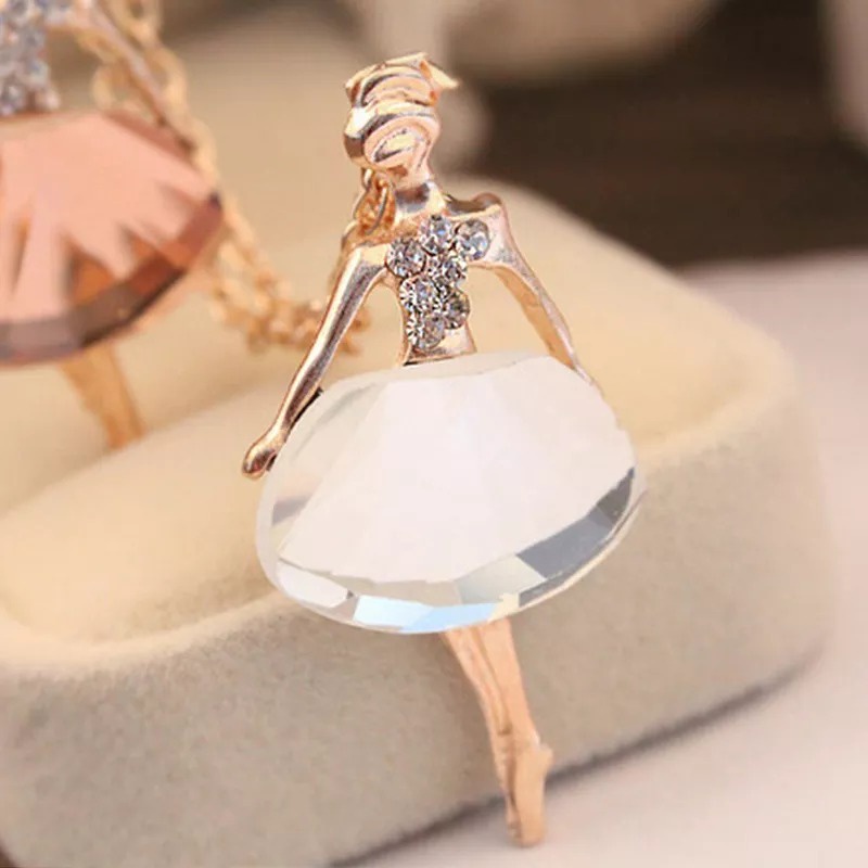 FSUNION Baru Warna Emas Jaringan Mengkilap Crystal Ballerina Gadis Liontin Kalung Pernyataan Panjang Kalung Perhiasan untuk Wanita Pacar