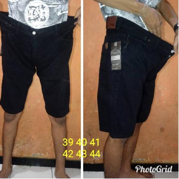 Sudah READY.. Celana jeans pendek pria ukuruan jumbo levis / celana jeans pendek pria big size 39-44