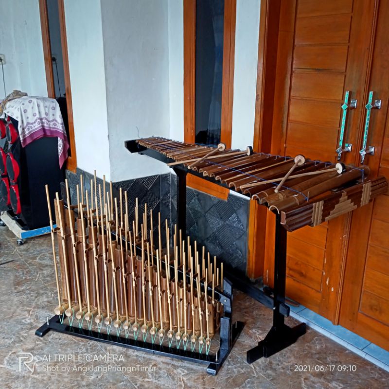 Angklung pengamen 18 nada 3 tabung & Gambang pengiring 31 nada ( sepaket )
