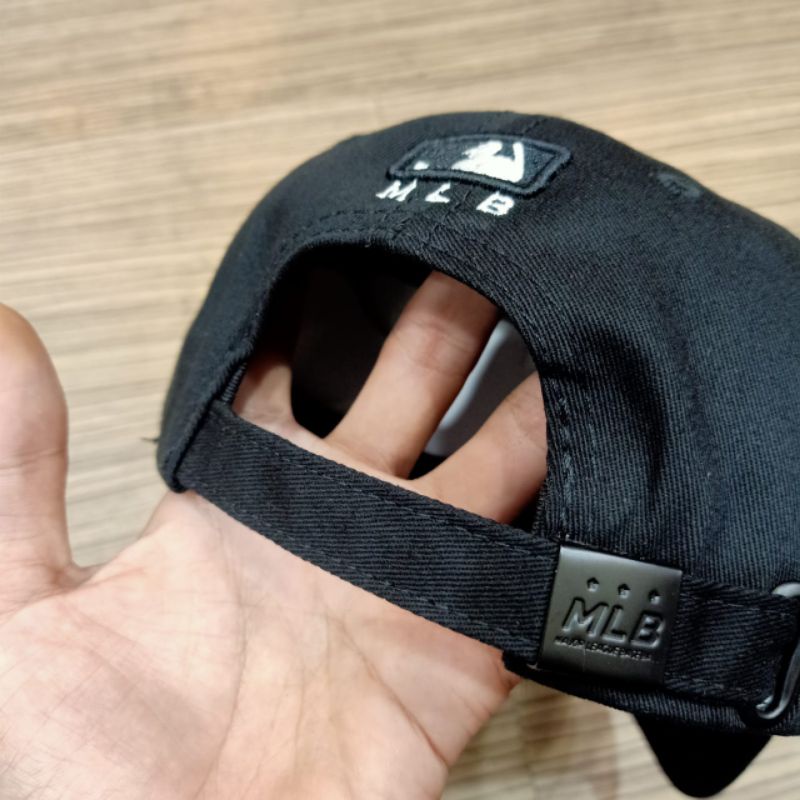 Topi Baseball NY Black Topi Premium Import Quality