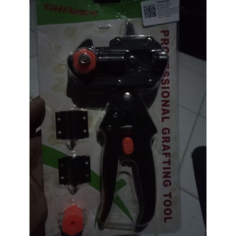 Gunting Okulasi sambungan