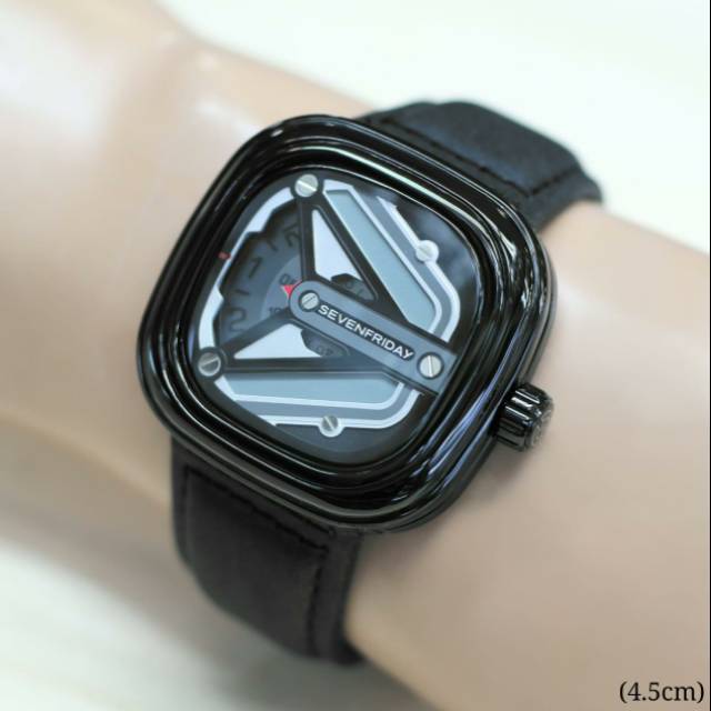 Jam tangan fashion pria kulit SevenFriday