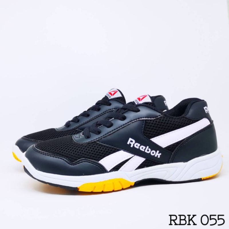 sepatu reebook