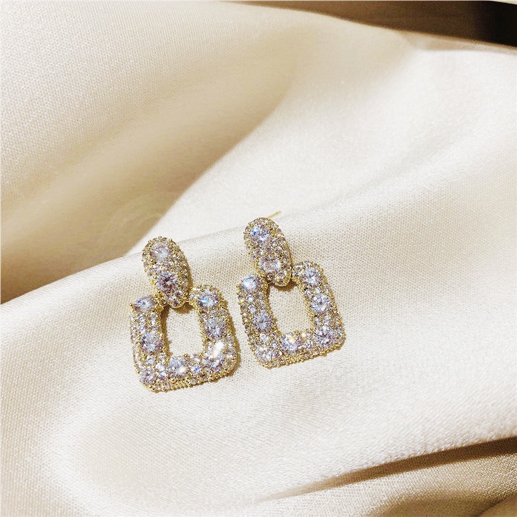 Anting Tusuk Gantung Temperament Bahan Sterling Silver 925 Desain Not Musikberlian Imitasi Unik Untuk Wanita