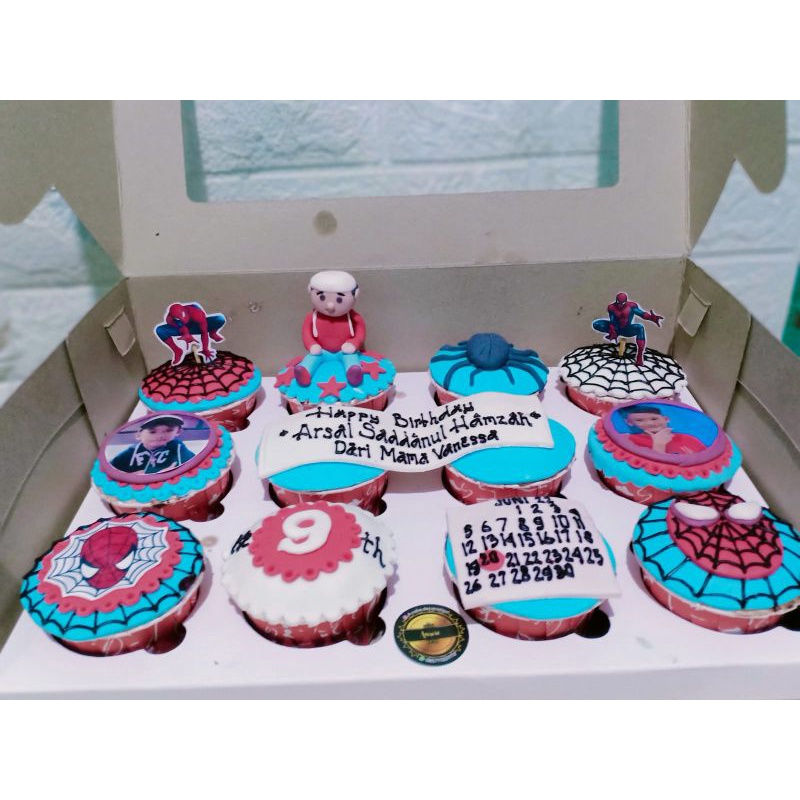 

Promo cup cake desain spiderman cup cake ulang tahun 12 pcs