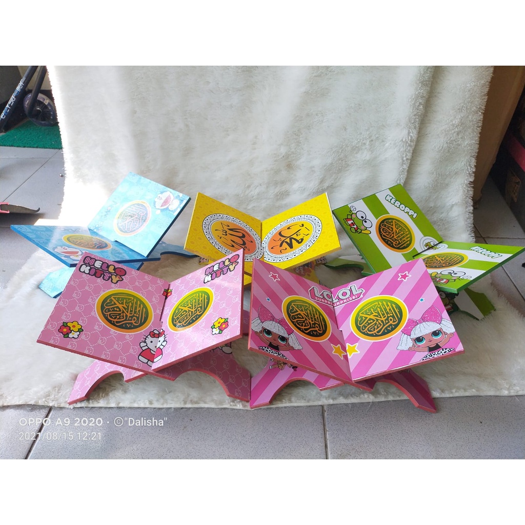 Meja Lipat Kecil Mengaji Meja Ngaji Lipat Karakter Meja Al-Qur'an Karakter Rekal Al-Quran  Belajar N