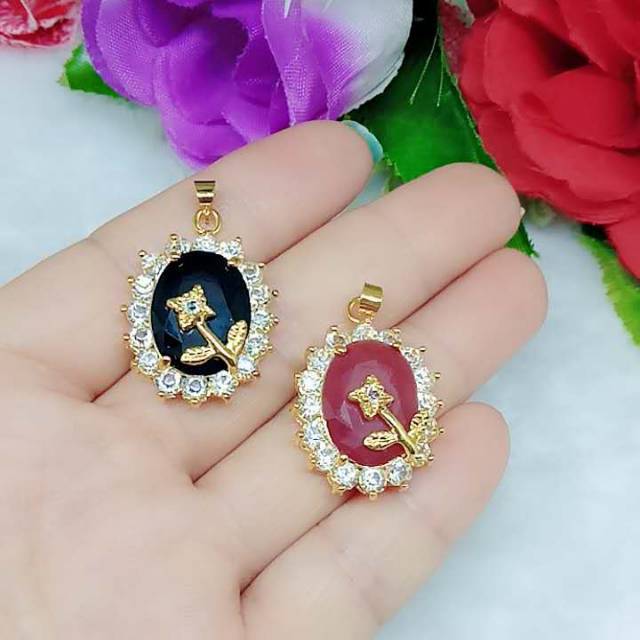 Liontin mata Hitam &amp; Merah lapis emas 24k