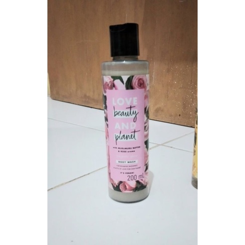 body wash love beauty and planet 200ml [sabun mandi ]