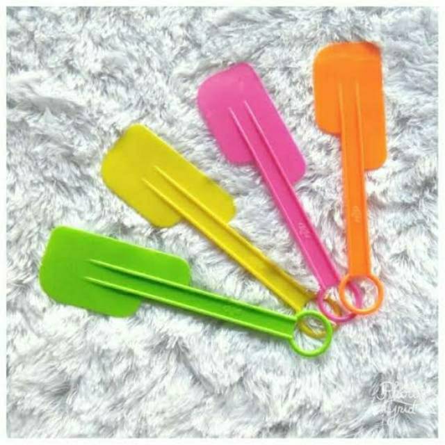 VNS SPATULA PLASTIK KUE SODET KUE Shopee Indonesia VNS SPATULA PLASTIK KUE SODET KUE Shopee Indonesia