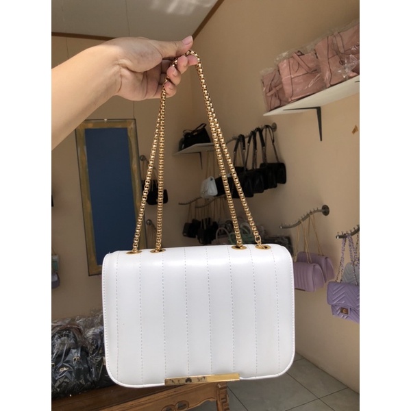 tas slingbag wanita  / tas wanita tali rantai / tas wanita model baru/ tas wanita kondangan