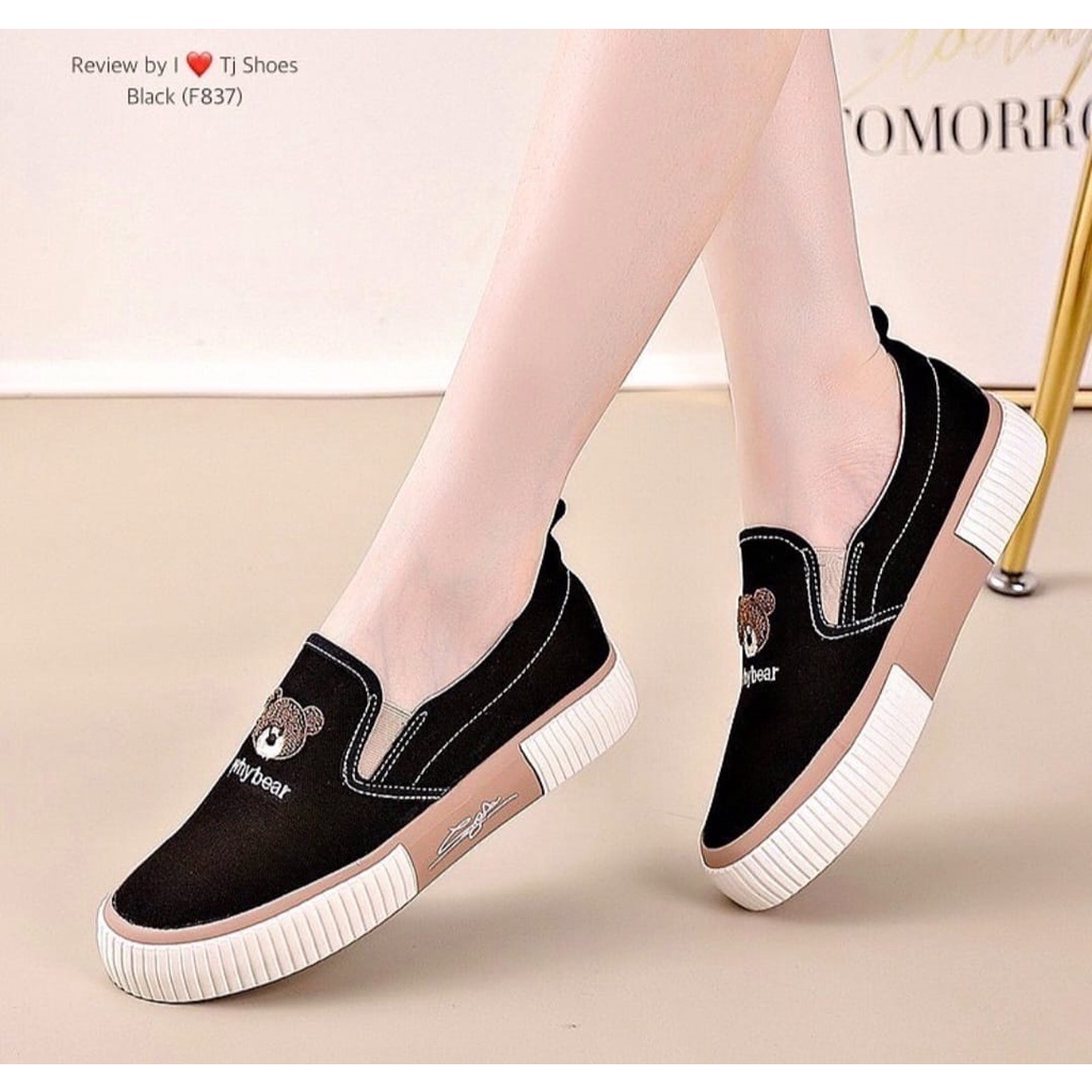 Sepatu Sneakers Wanita Slip On BEAR AS169