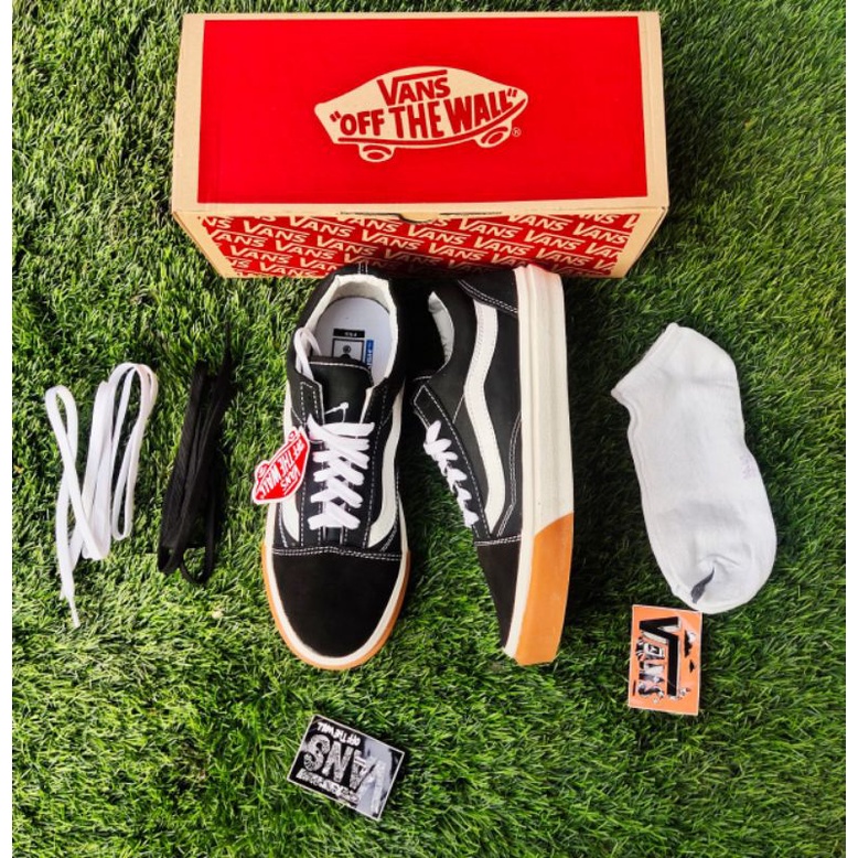 SEPATU PRIA VANSS OLDSKOOL BLACK WHITE BEMPER GUM OG WAFLE DT BNIB MADE IN CHINA PREMIUM IMPORT SEPATU WANITA SEPATU SNEAKERS