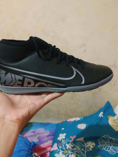 Sepatu Futsal Nike Original Superfly 7 Club IC Black Mtlc Cool AT7979-001 Ori