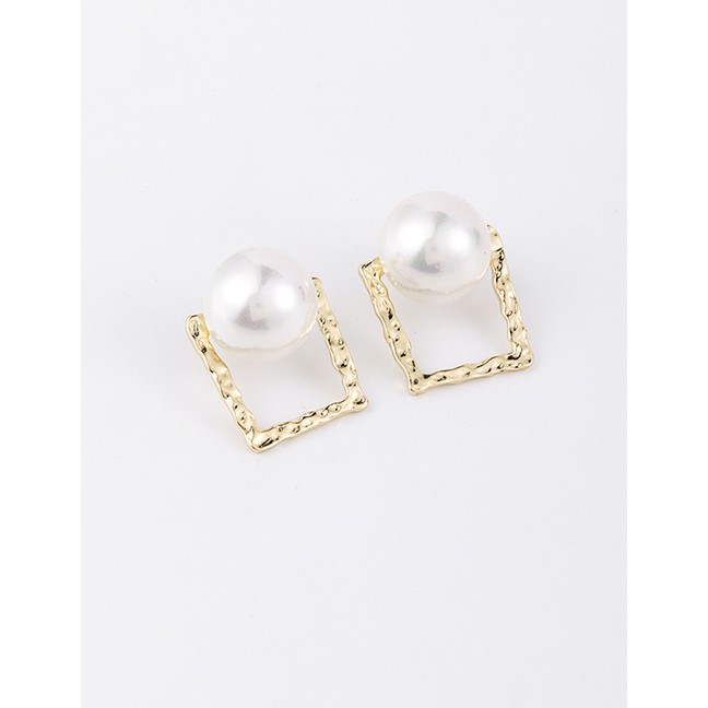LRC Anting Tusuk Fashion Golden Pearl Metal Square Stud Earrings D89964