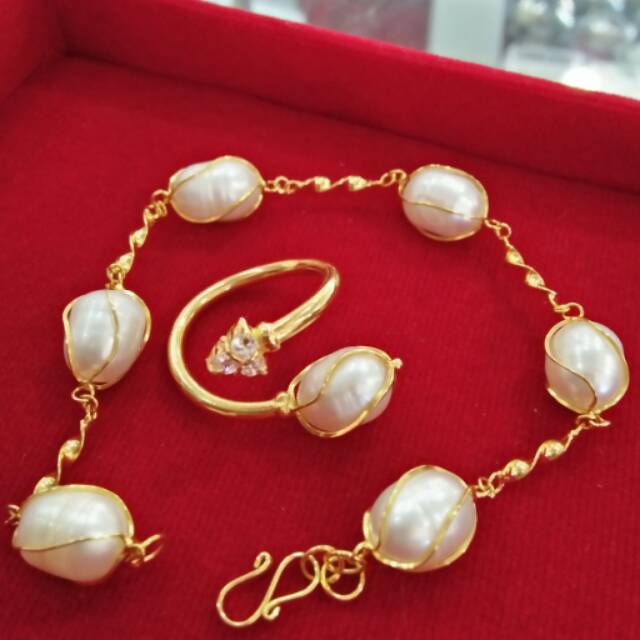 Set perak lapis emas