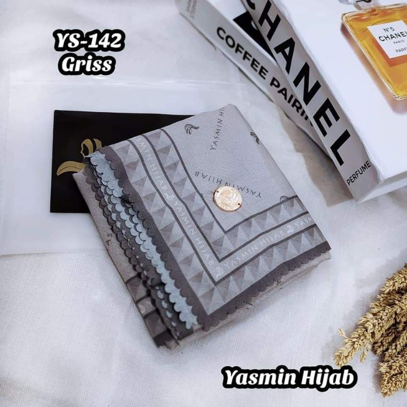 Segi empat YS 142 By Yasmin