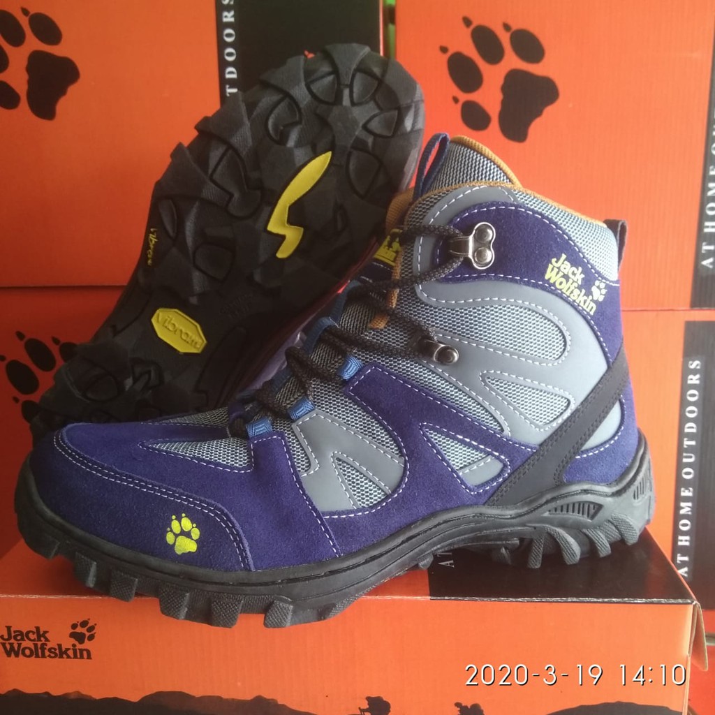 Sepatu Outdoor. Jack Wolfskin