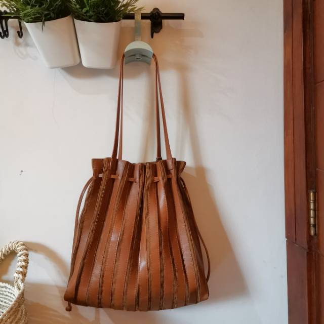 Preloved Kaynn Pleats Medium Brown Leather