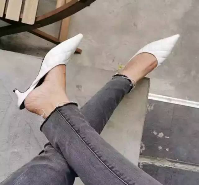 High heels bustong HM 18